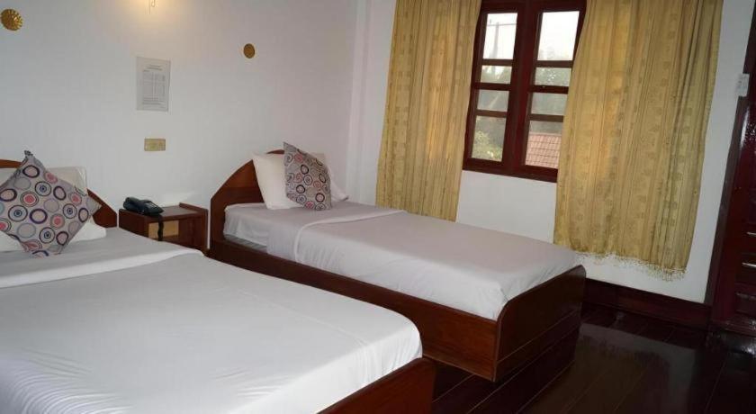 Champa Residence Hotel Pakse Exterior photo